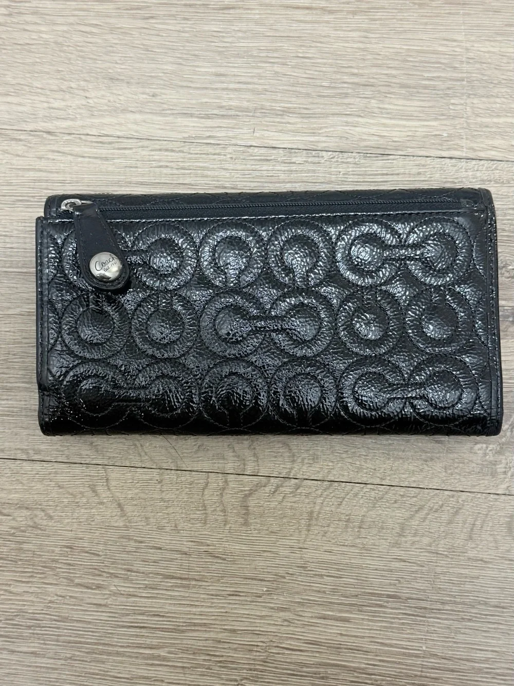 Y2K Coach Black Embossed Leather Continental Wallet